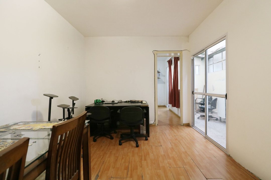 VENTA DTO 2 AMB PARQUE AVELLANEDA C PATIO EN PB