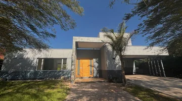 CASA EN ALQULER EN BARRIO PRIVADO LOS TEROS