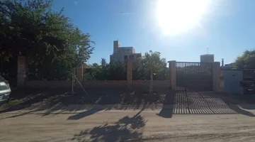 ESPECTACULAR PROPIEDAD JUANA KOSLAY A TERMINAR