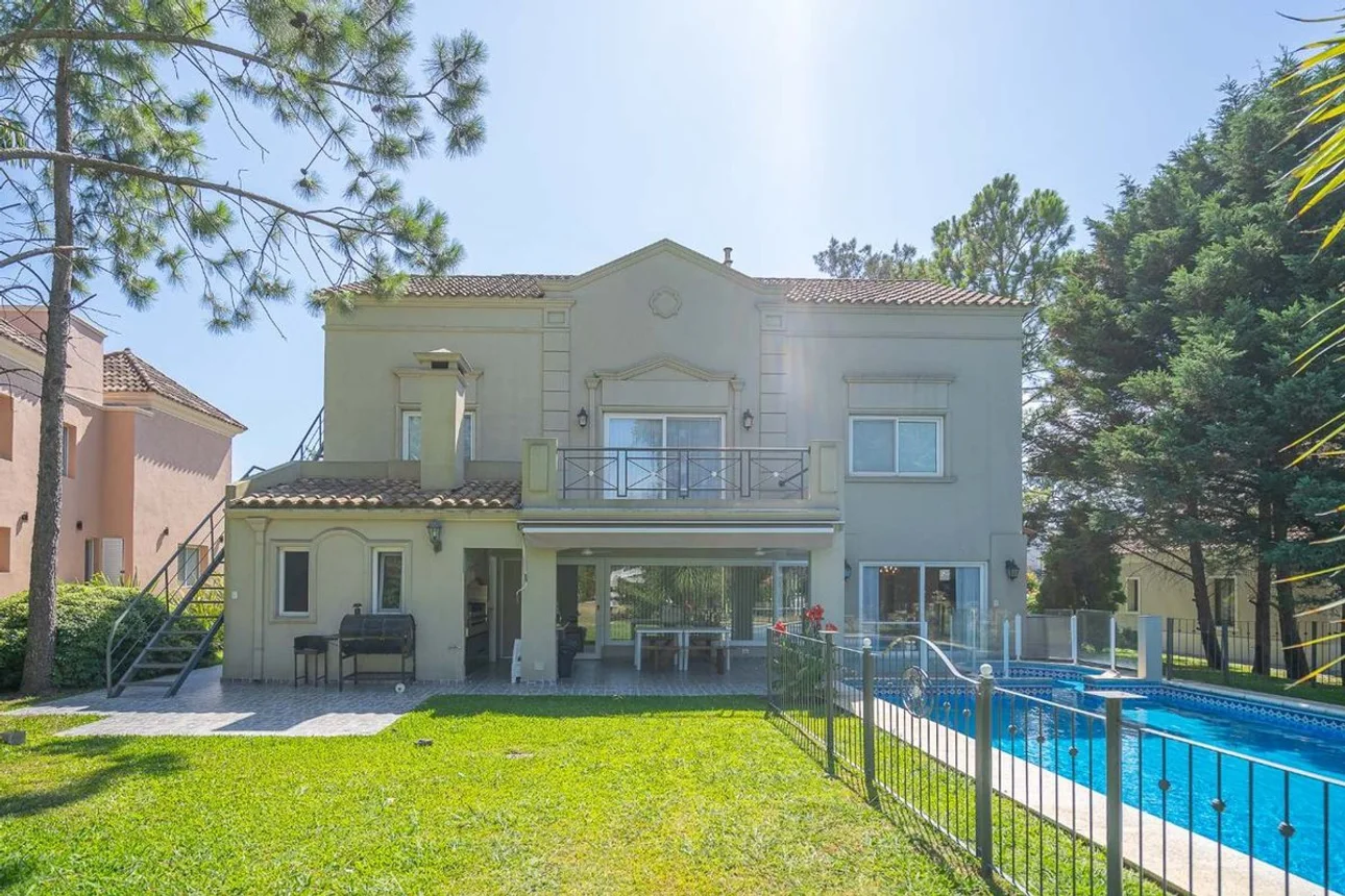 Casa en venta en Canning