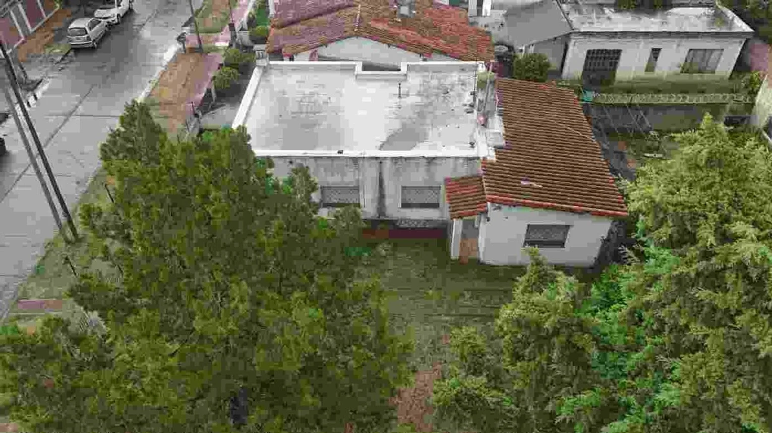 Casa en venta en Burzaco, foto 2