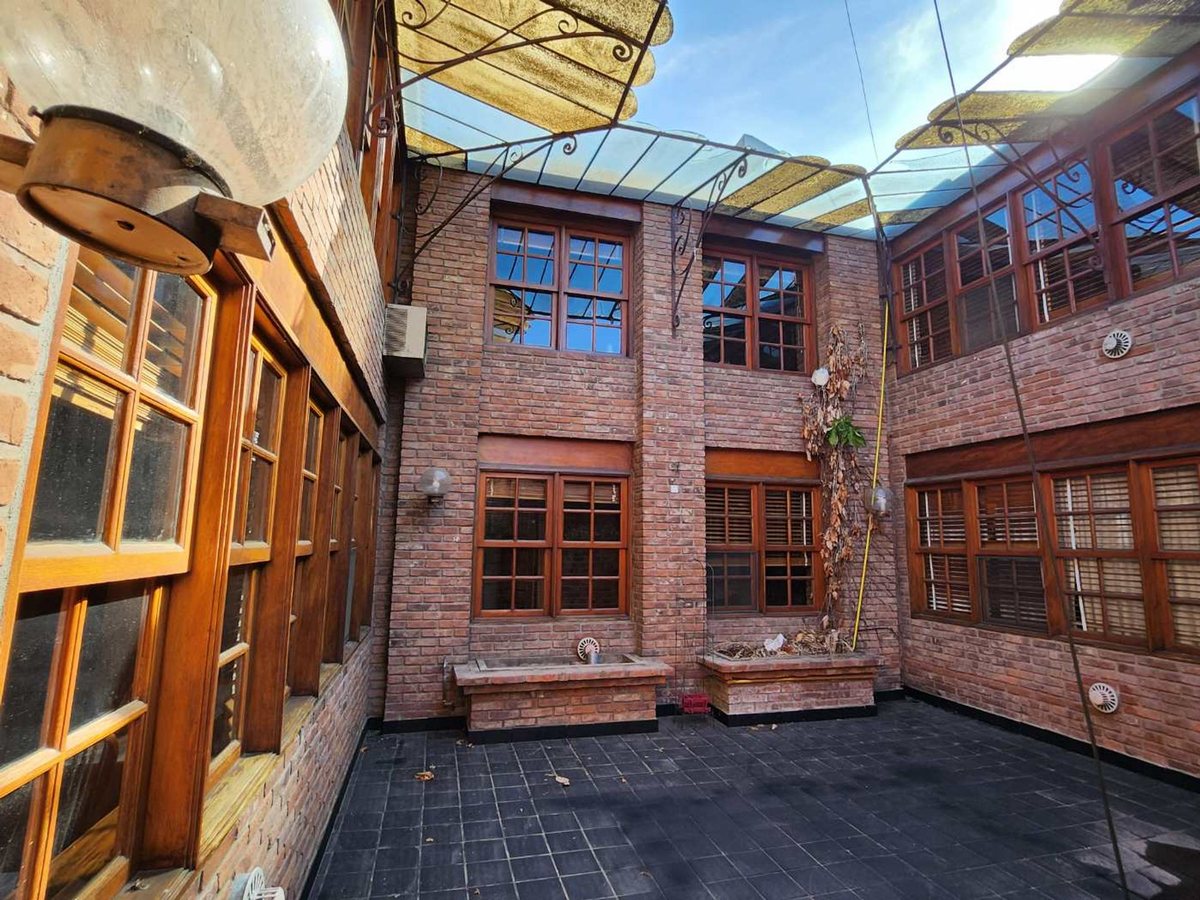 Foto 19 — VENTA CASA 5AMB BARRIO PARQUE BERNAL PATIO COCHERA