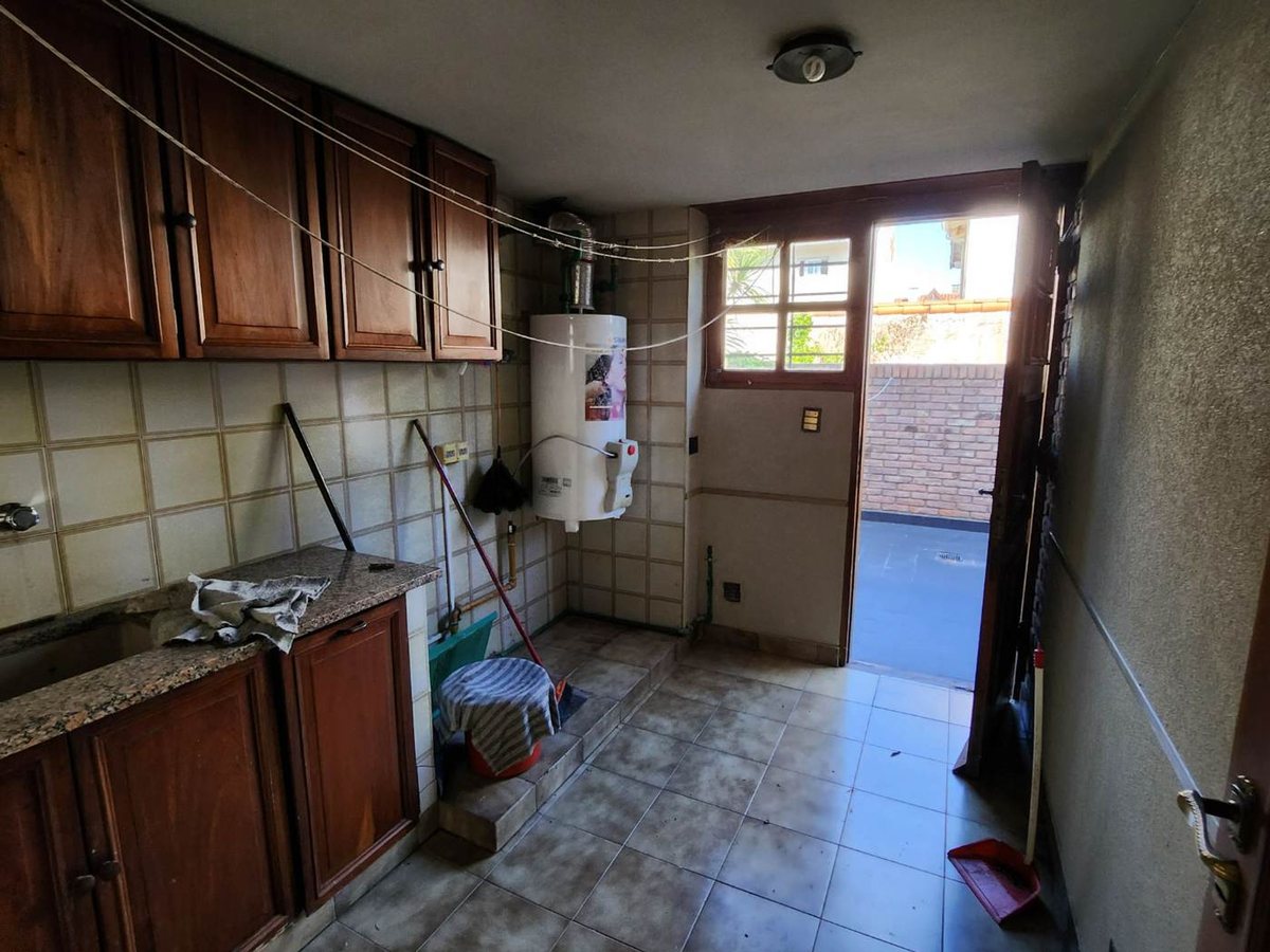 Foto 22 — VENTA CASA 5AMB BARRIO PARQUE BERNAL PATIO COCHERA
