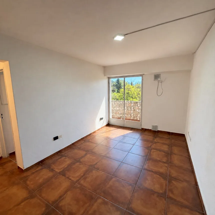Departamento de 2 ambientes en alquiler en Mendoza, Avenida Boulogne Sur Mer 0, foto 2