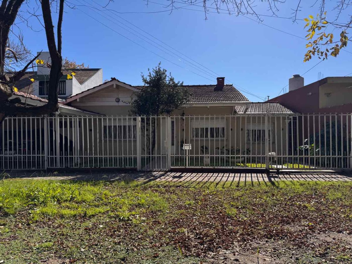 Foto 7 — VENTA CASA 5 AMB  EN BARRIO CORIMAYO