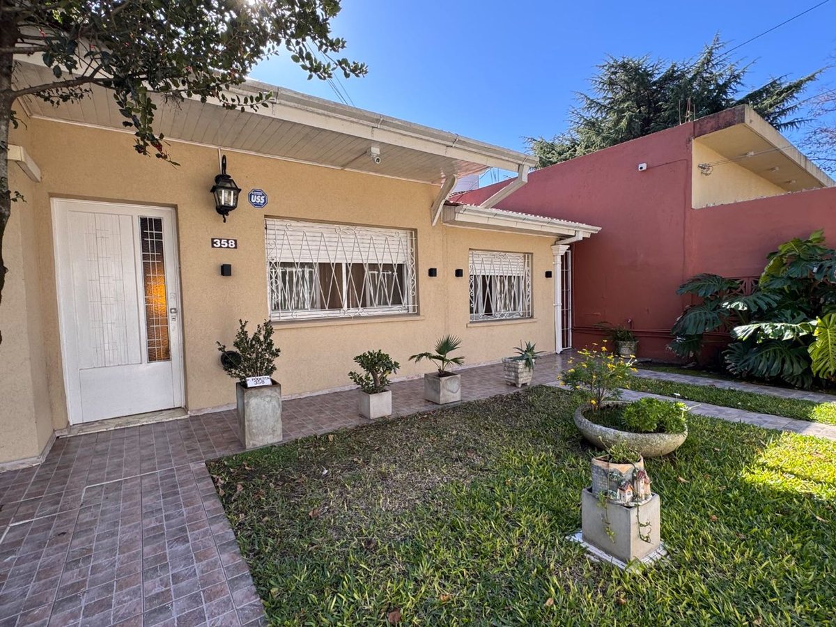 Foto 9 — VENTA CASA 5 AMB  EN BARRIO CORIMAYO