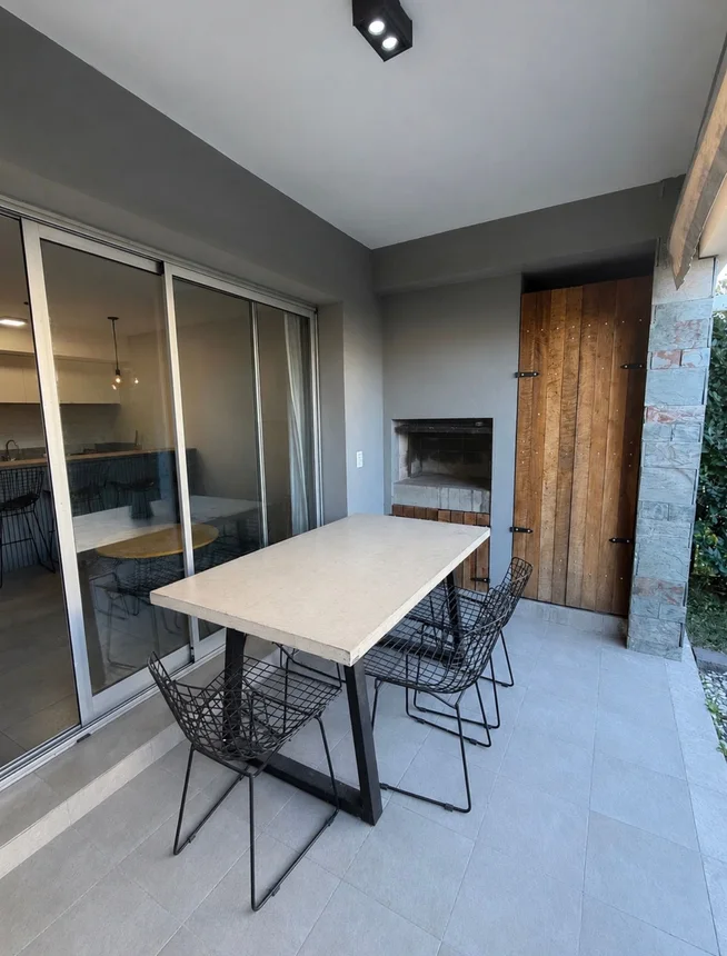 Departamento de 2 ambientes en venta en Villa Rosa, I. Manzoni 1600, foto 2