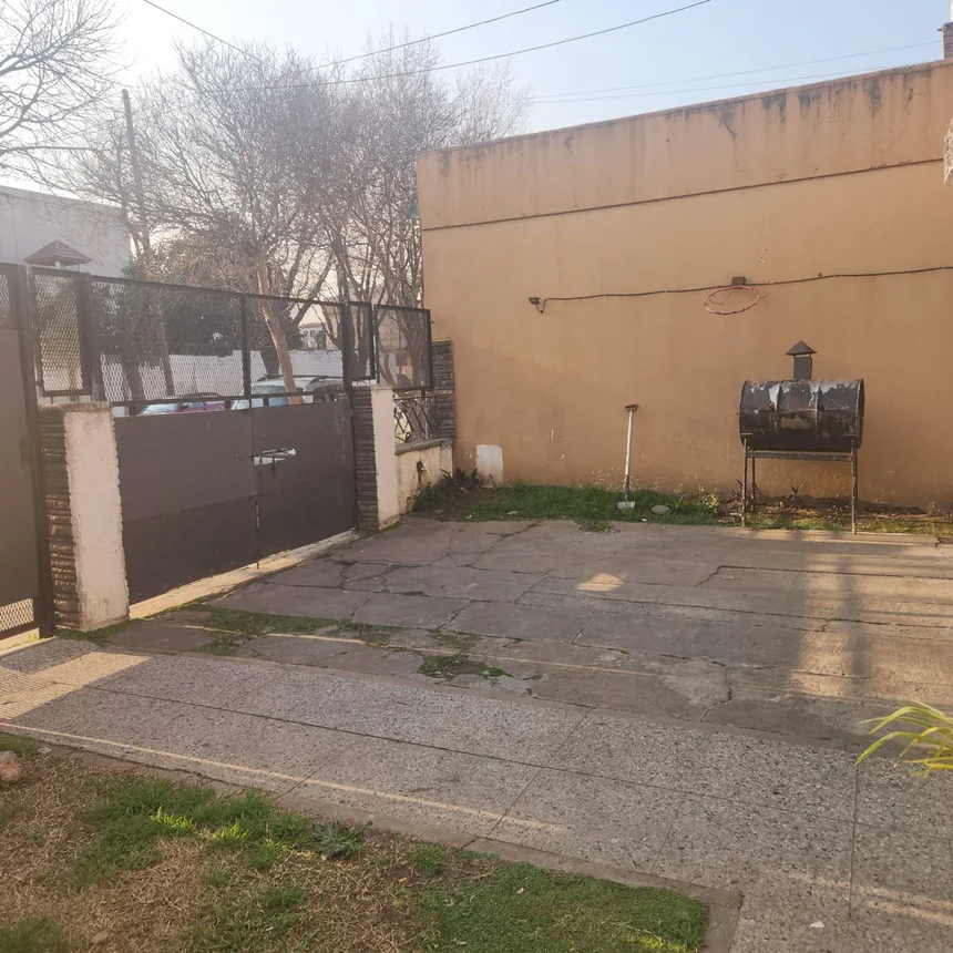 Casa de 4 ambientes en venta en Villa Lugano, Balbastro 5900, foto 4