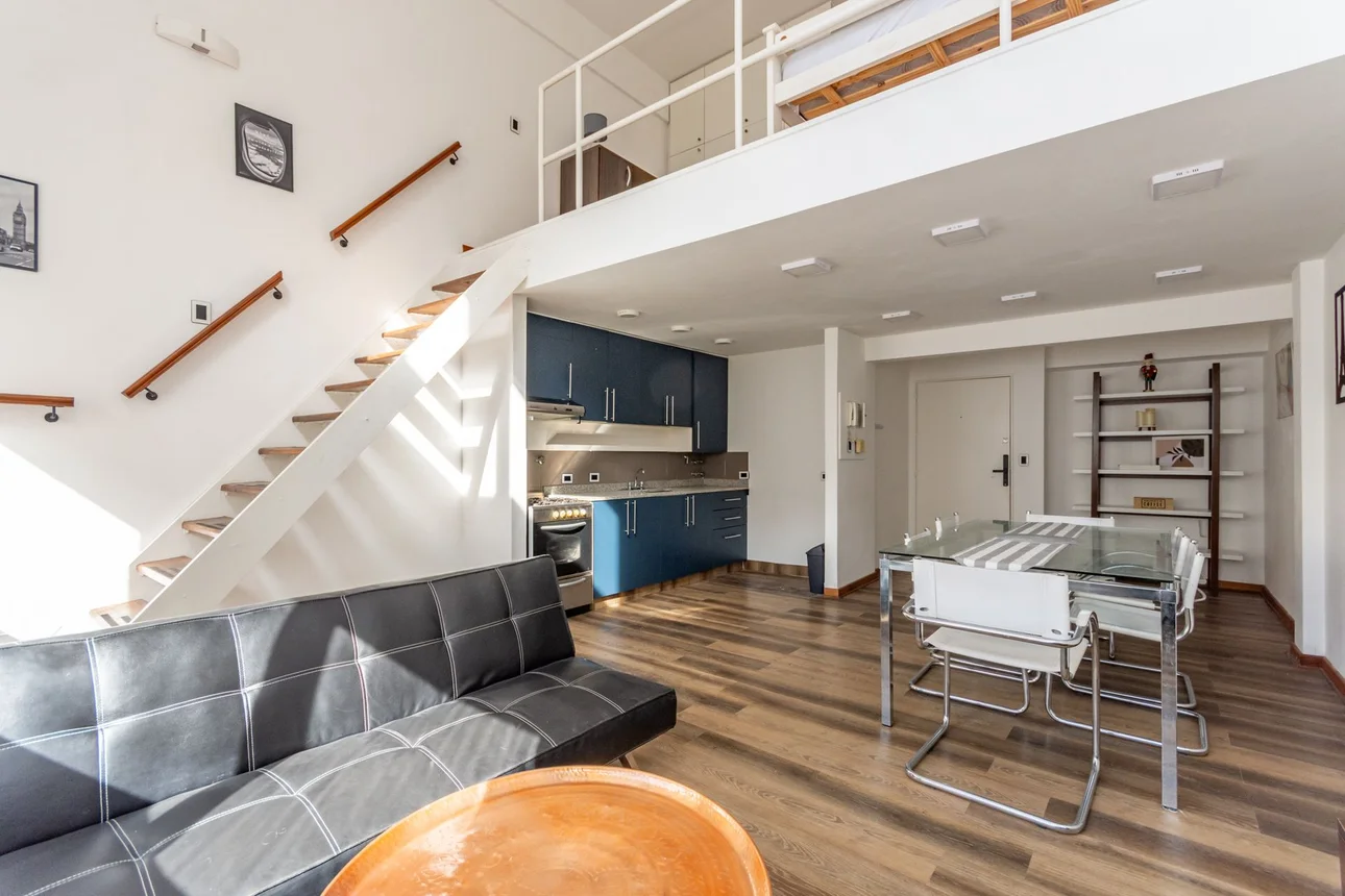 Dúplex de 3 ambientes en venta en Retiro, Suipacha 1300