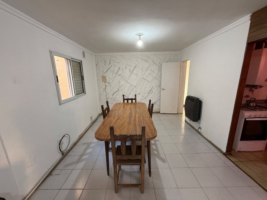 REMAX VENDE DEPARTAMENTO 3 DORMITORIO LAS FLORES