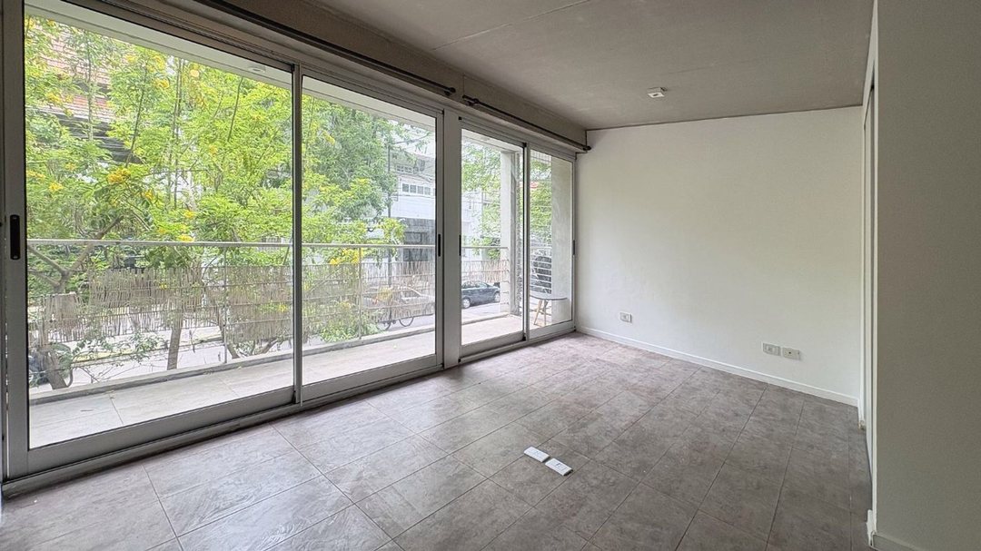 Venta Monoambiente en "L" c/Balcón Villa Crespo