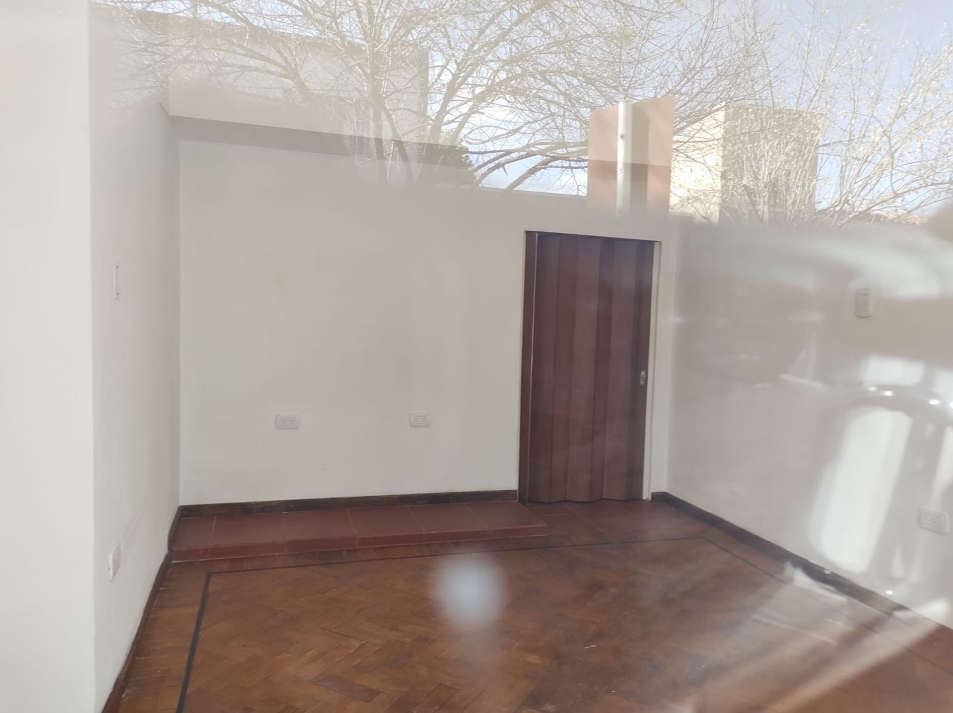 LOCAL EN ALQUILER ZONA SHOPPING PUEYRREDON 750 - foto 3