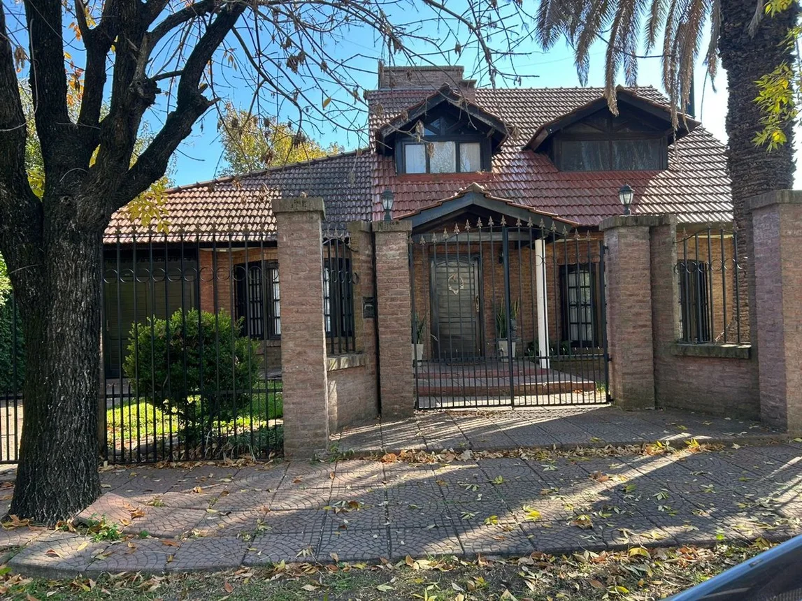 Casa en venta en Ituzaingó, foto 2