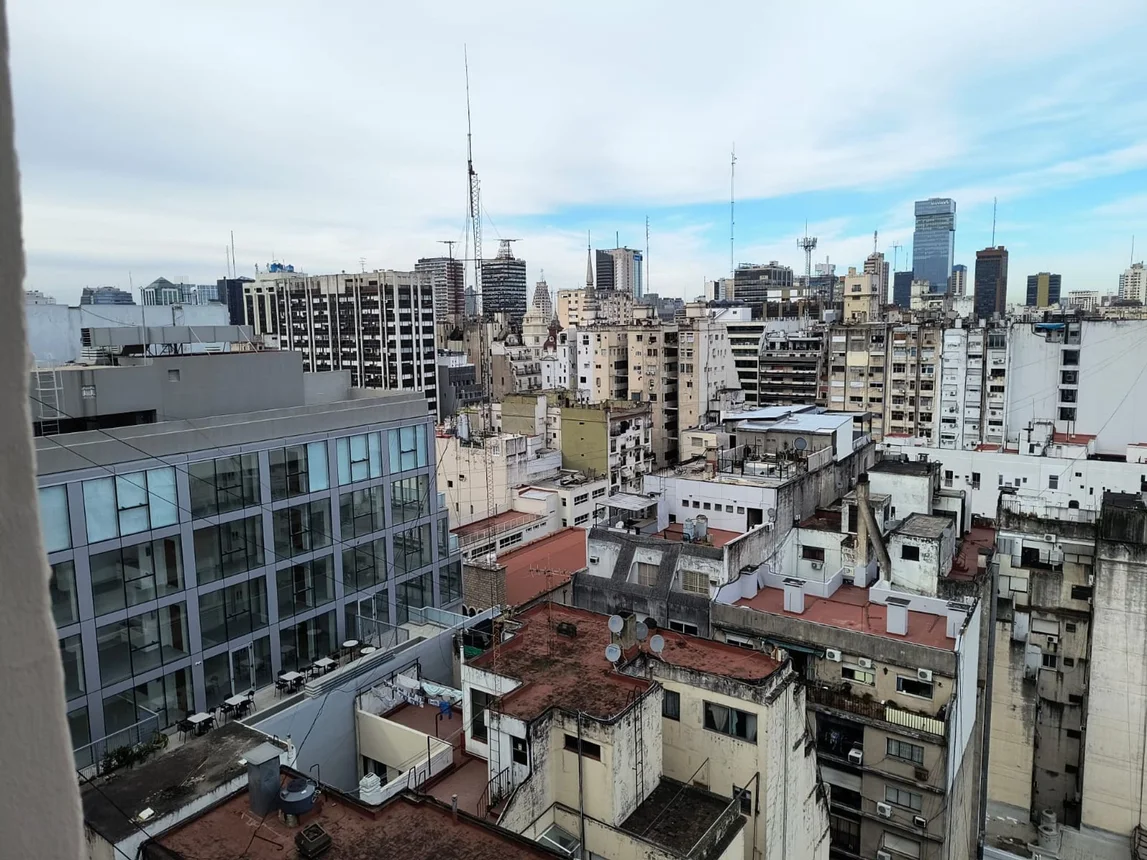 Dúplex de 4 ambientes en venta en Retiro, Suipacha 900, foto 2