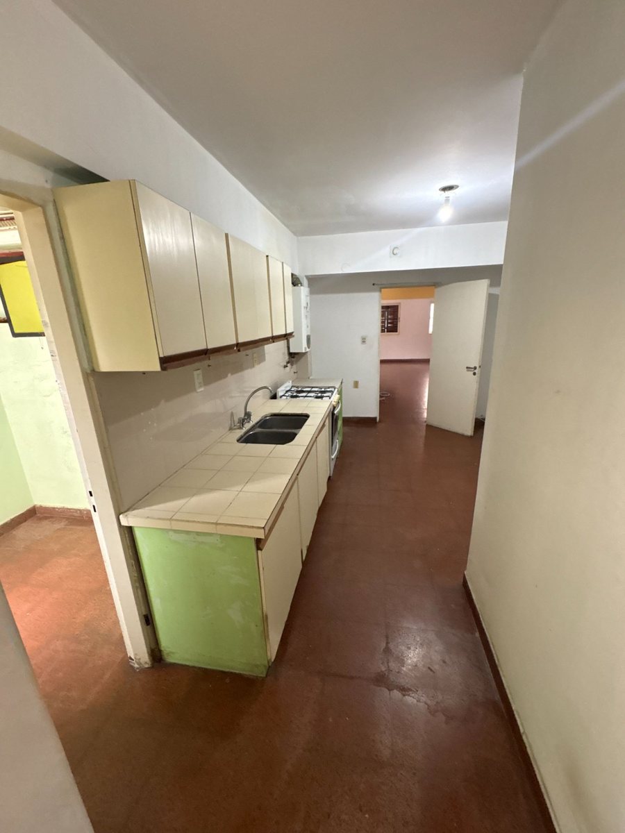 DEPARTAMENTO AMPLIO VENTA CENTRO 3 DORMITORIOS - foto 4