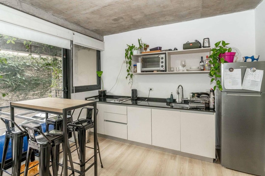 VENTA MONOAMBIENTE CON BALCÓN Y VISTA VERDE – PARQ