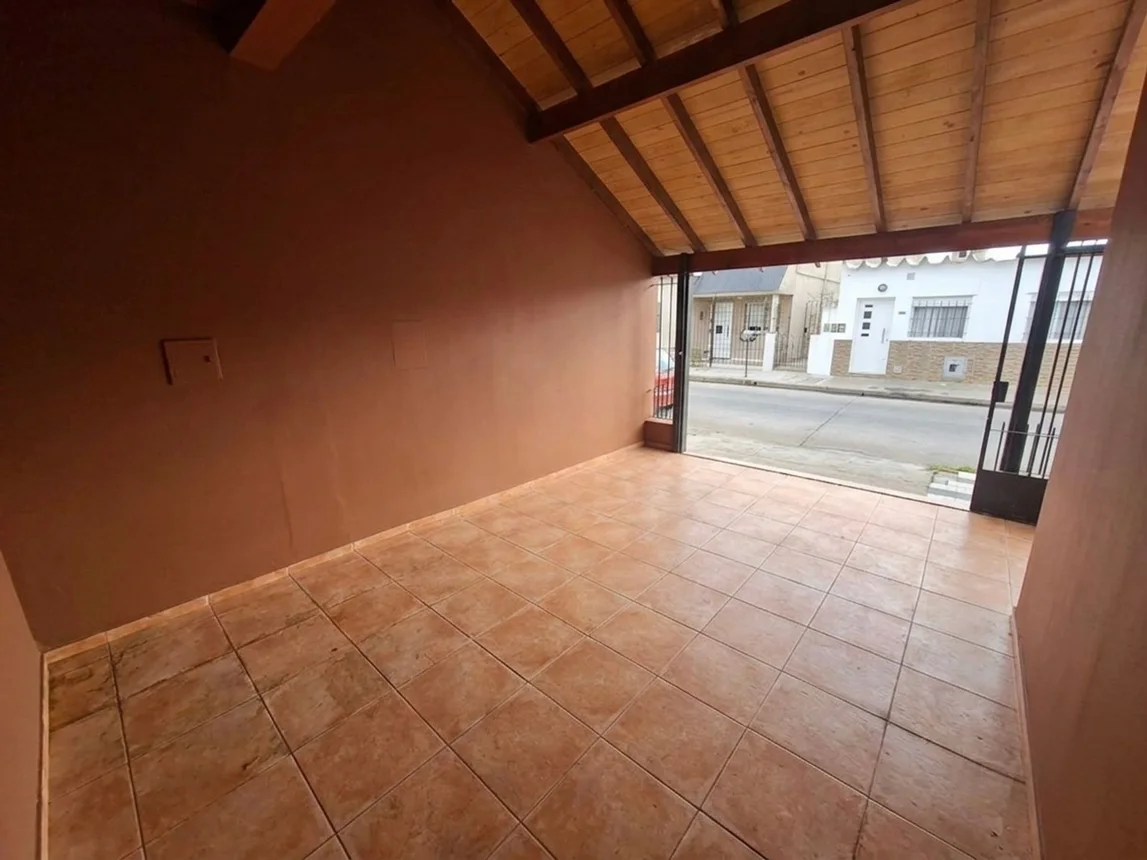 Casa de 3 ambientes en venta en Banfield, Pallich 1400, foto 2