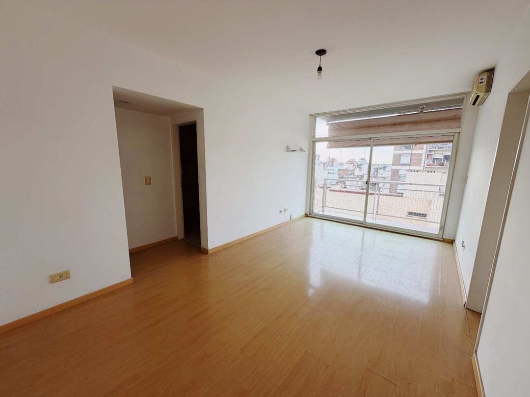DEPARTAMENTO 2 AMBIENTES C/COCHERA -VENTA-BELGRANO