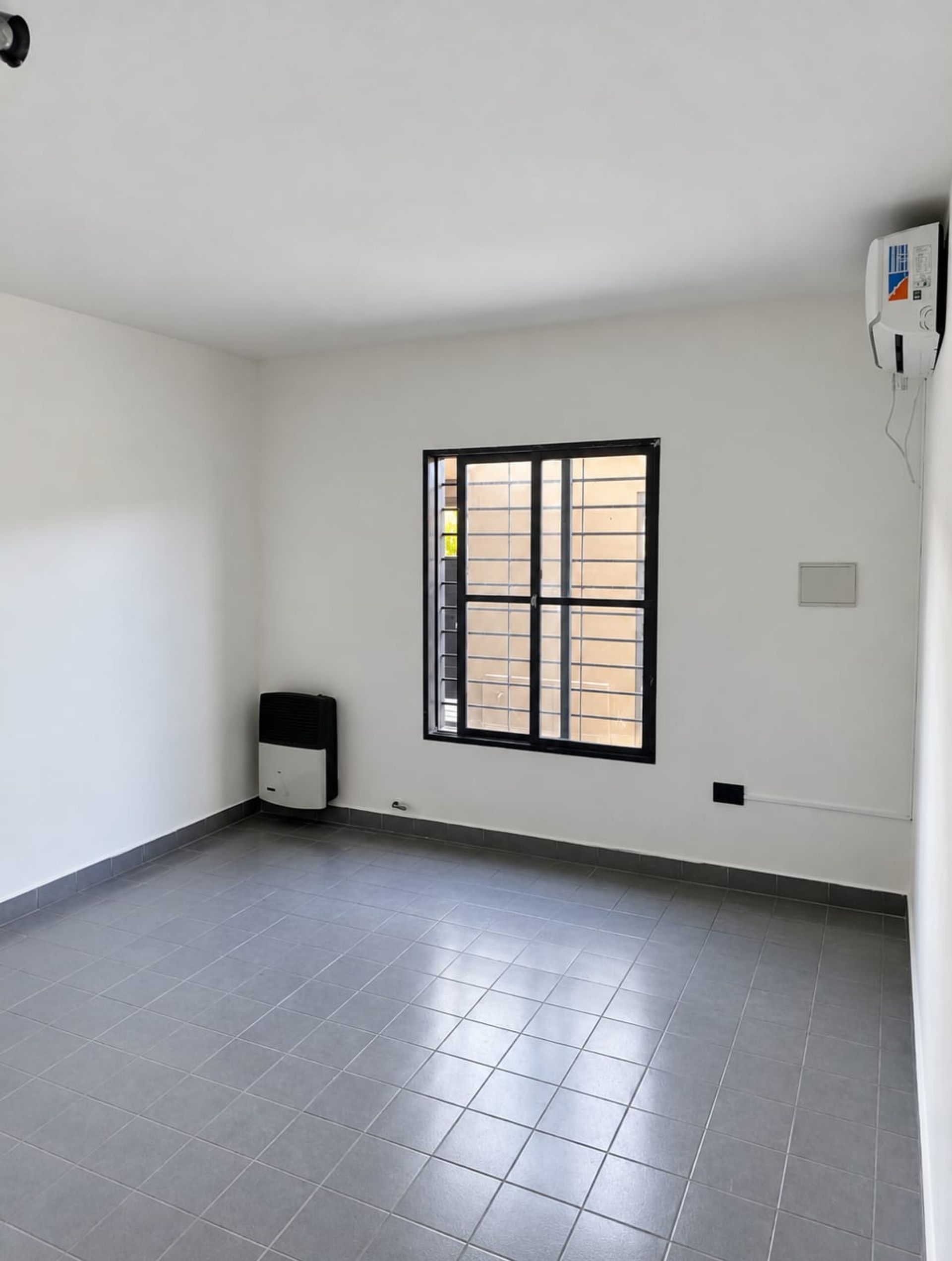 CASA EN ALQUILER BARRIO EL HUAICO ZONA NORTE - foto 9
