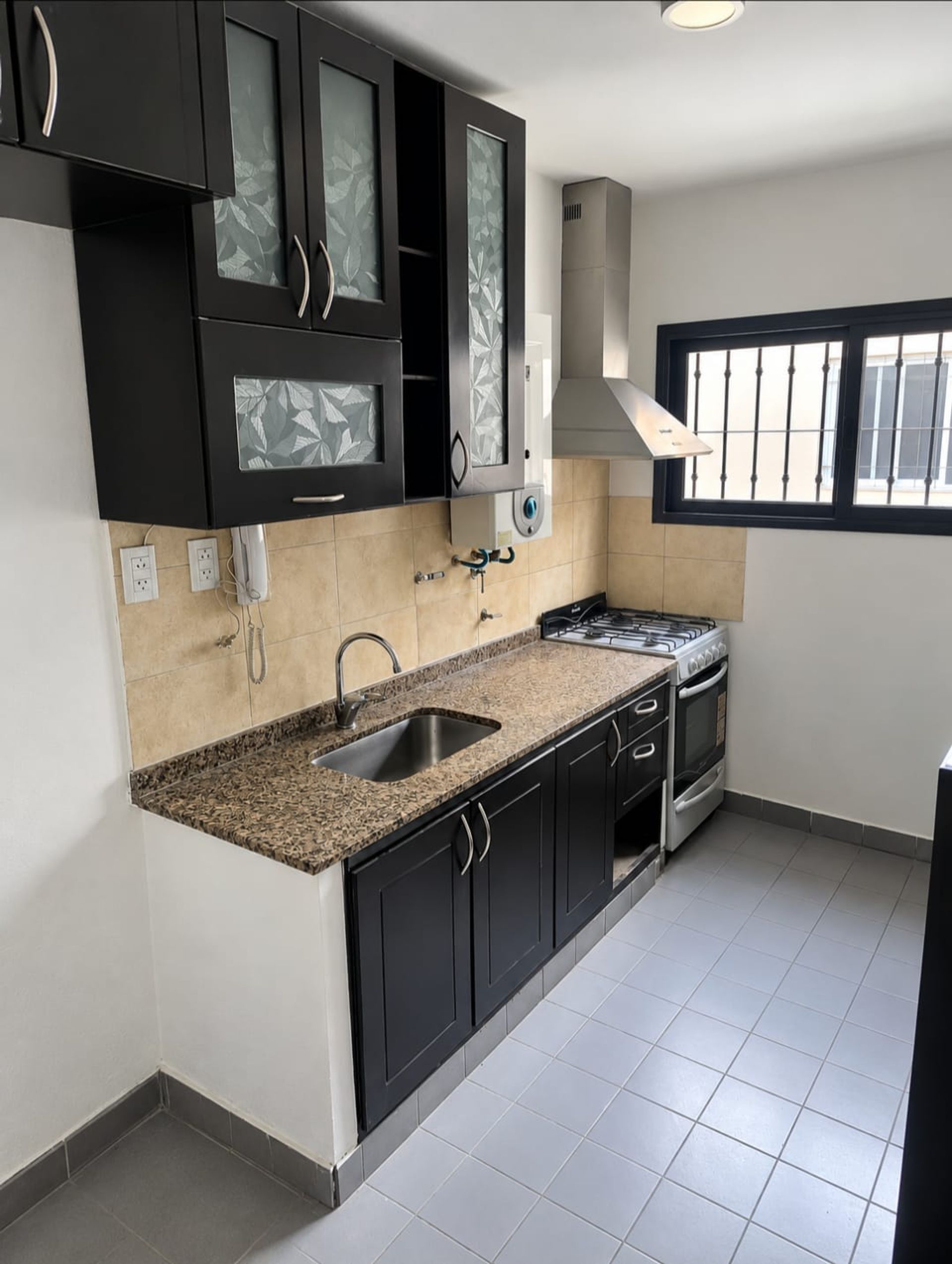 CASA EN ALQUILER BARRIO EL HUAICO ZONA NORTE - foto 5