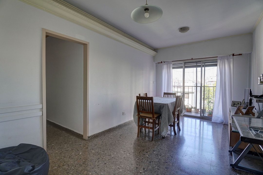 ALQUILER DEPARTAMENTO 4 AMB FLORES SIN EXPENSAS