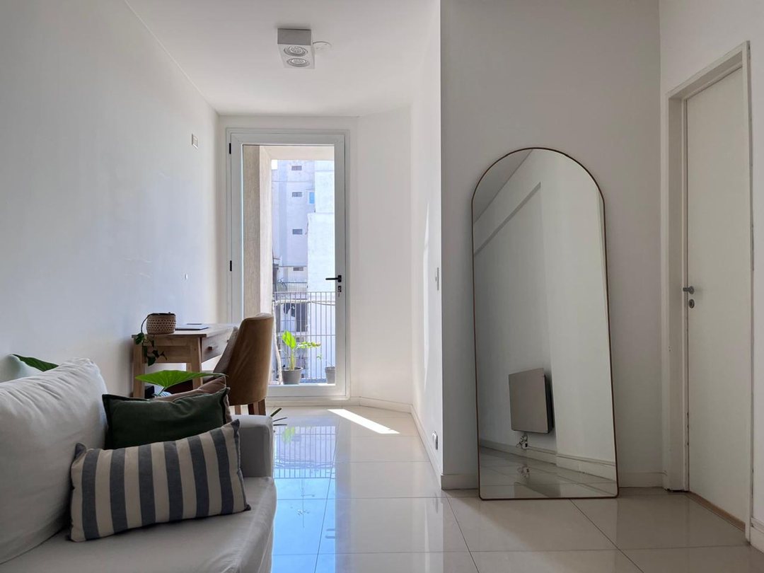 Venta Depto 2 AMB Colegiales con Balcón Luz Sum