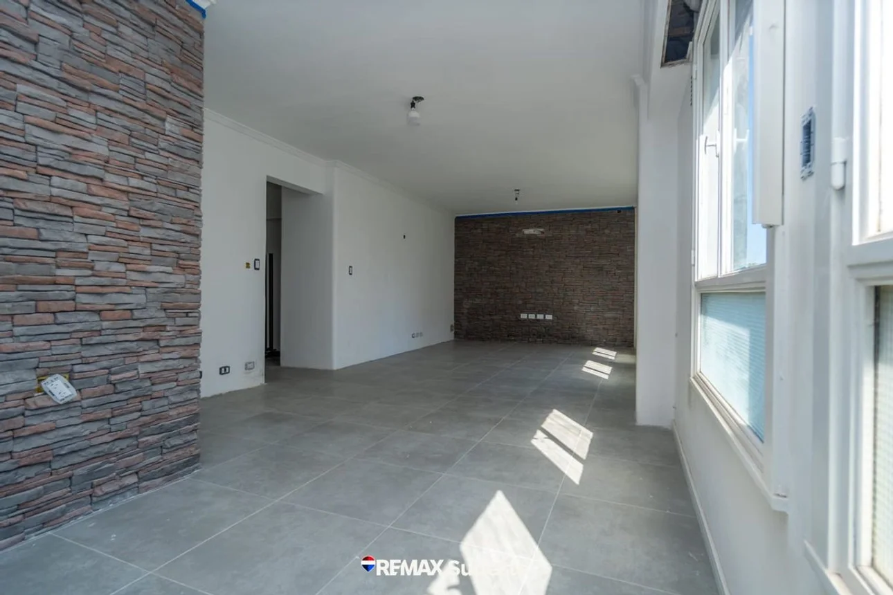 Piso de 3 ambientes en venta en Bahía Blanca, Thompson 0, foto 2