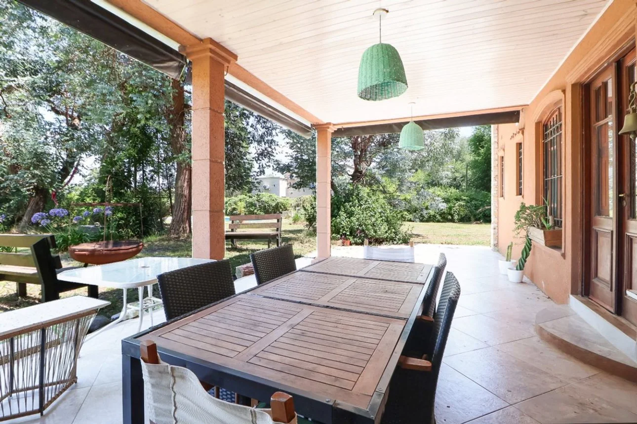 Casa de 4 ambientes en alquiler en Belén de Escobar, John F Kennedy y Rafael Sanzio 0, foto 2