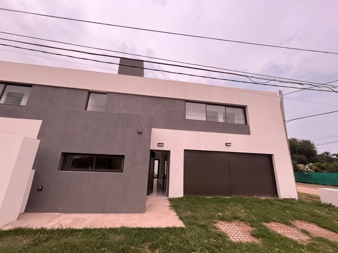 VENTA DUPLEX 3 DORM GOLF VILLA NUEVA COCHERA DOBLE