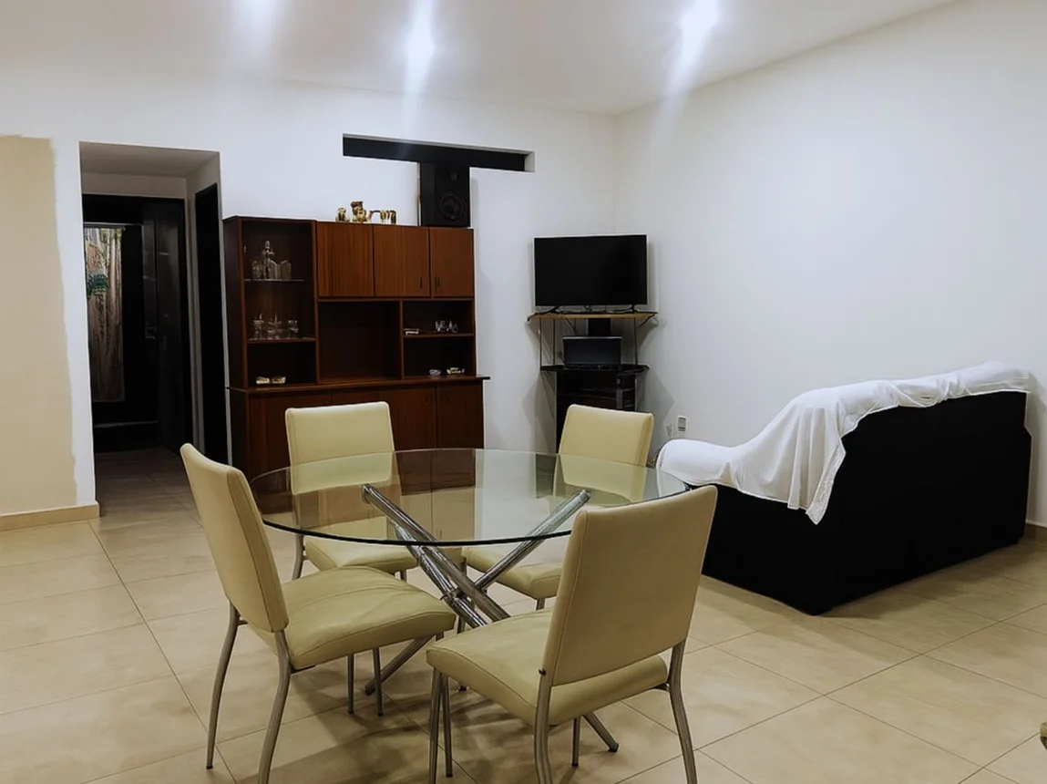 Departamento de 2 ambientes en venta en Berazategui, Calle 134 2000