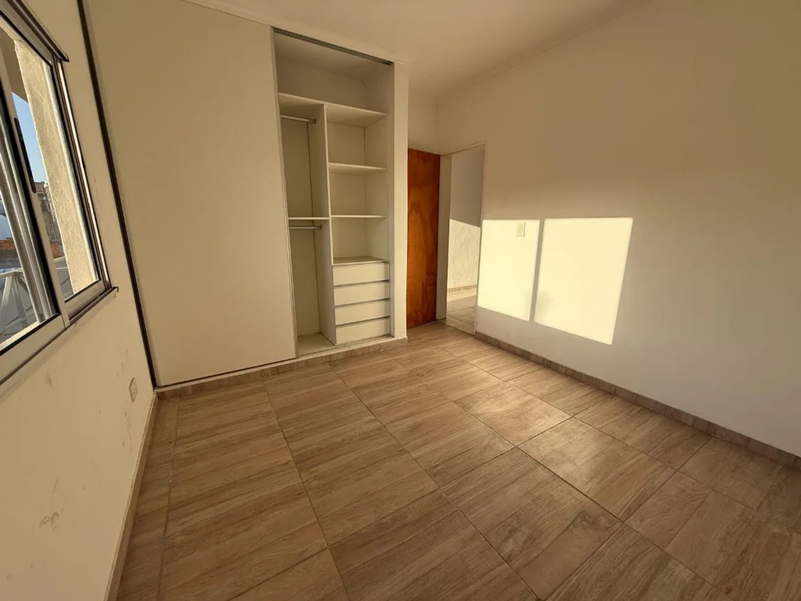 PH de 2 ambientes en venta en Villa Bosch, Juan Xxiii 1000