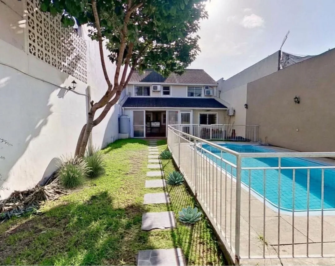Casa dúplex de 5 ambientes en venta en Caseros, General Manuel Belgrano 5200