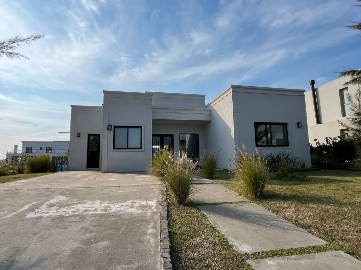 Casa en venta en Belén de Escobar, foto 2