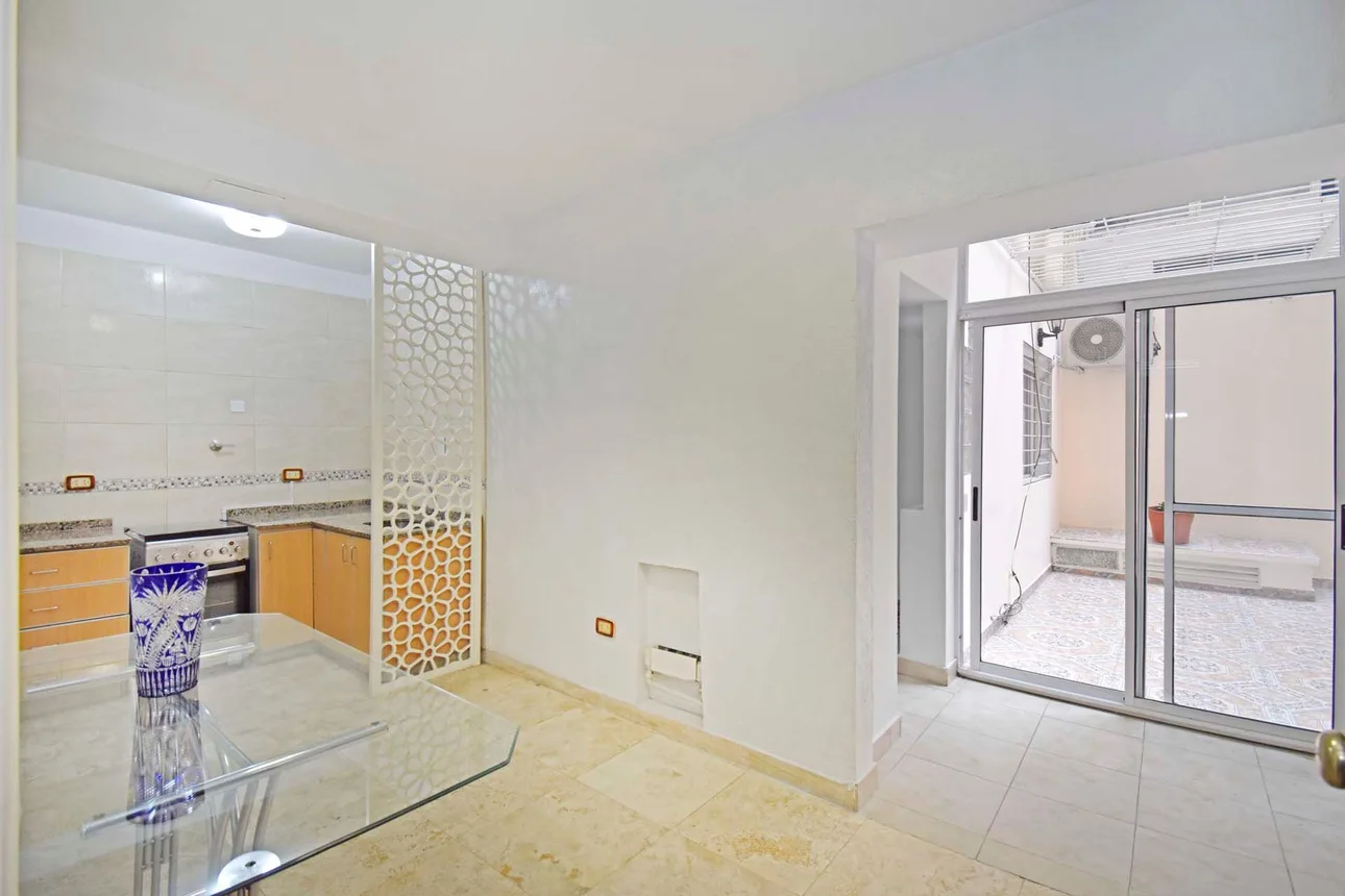 Departamento de 2 ambientes en alquiler en Flores, Camacuá 100
