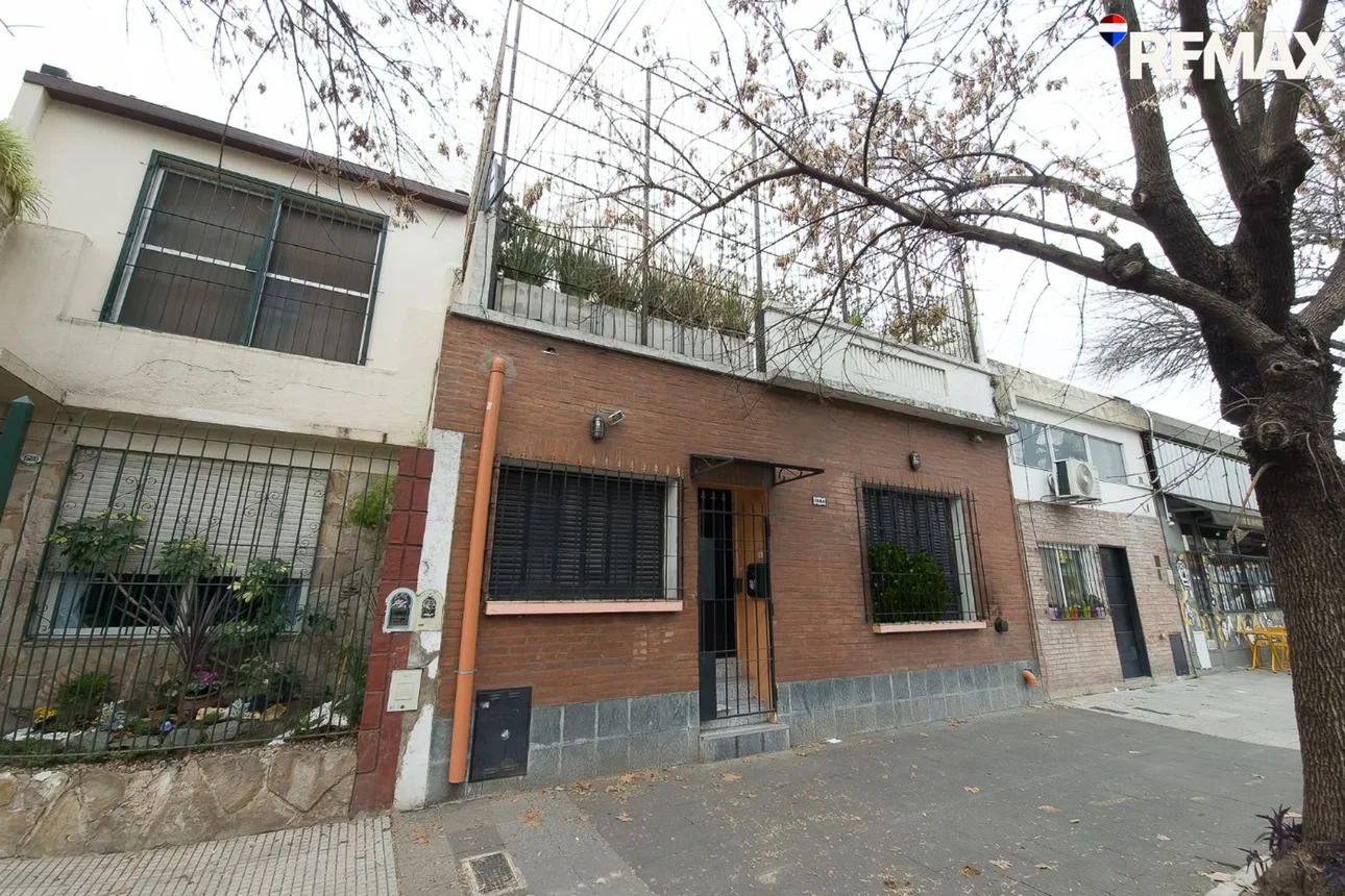 Casa en venta en Villa General Mitre, foto 2