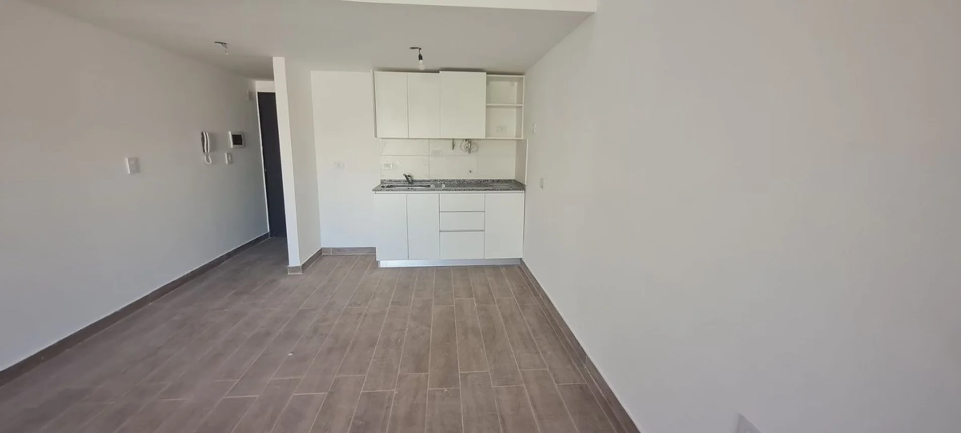 Monoambiente en alquiler en Rosario, Mitre 1800
