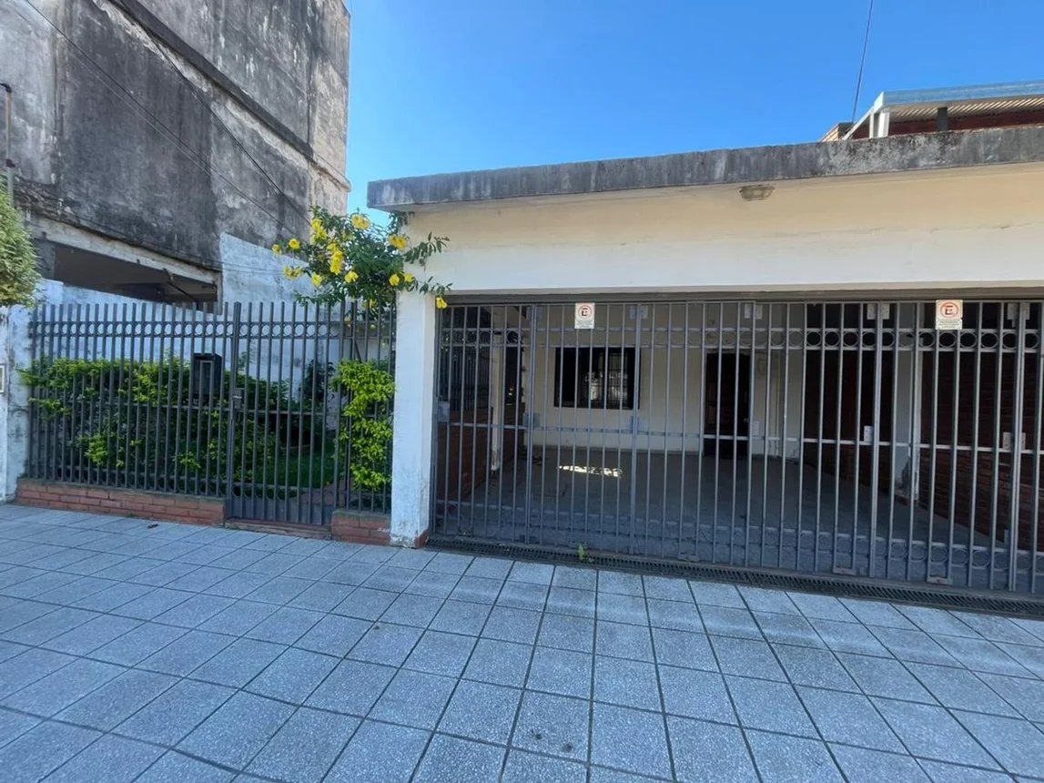 Casa de 5 ambientes en venta en Corrientes, General Paz 2100, foto 2