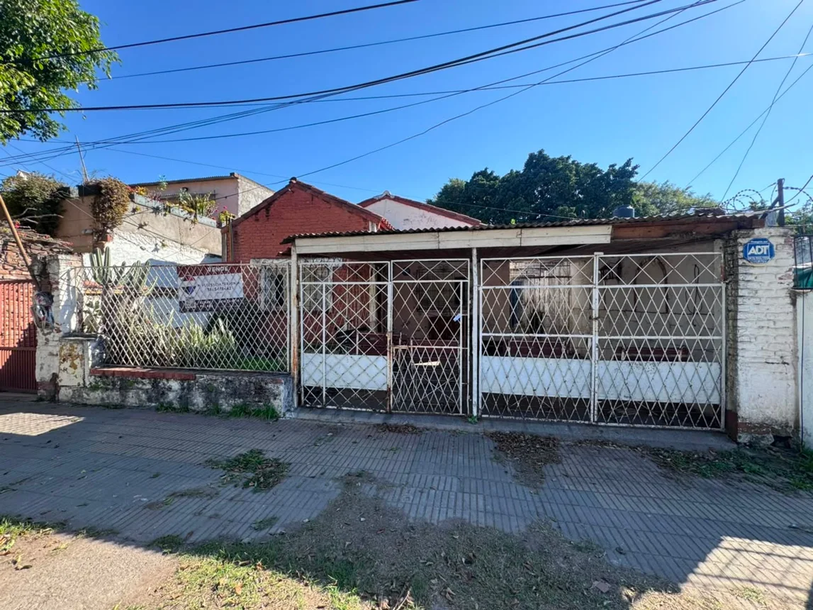 Casa de 7 ambientes en venta en San Miguel de Tucumán, Batalla de Suipacha 1800