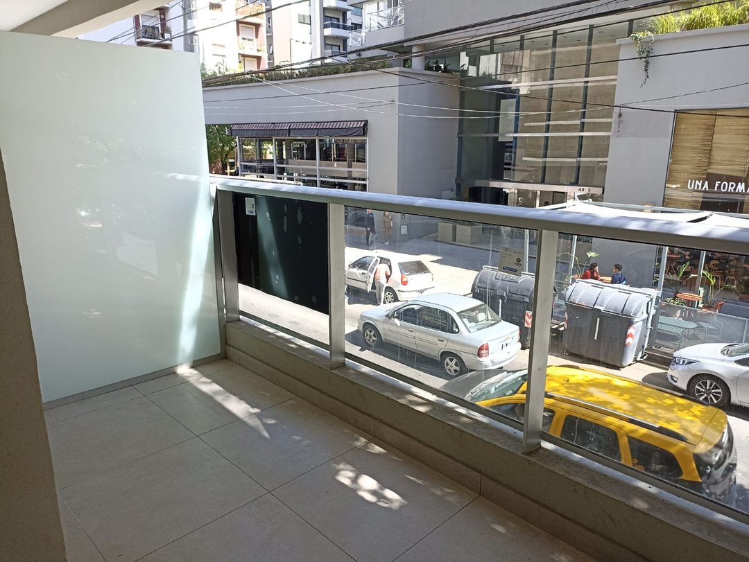 Alquiler Monoambiente con patio Villa Urquiza