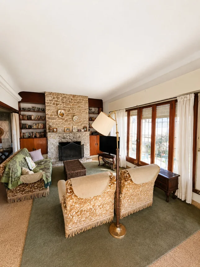 Casa en venta en Quilmes, foto 2