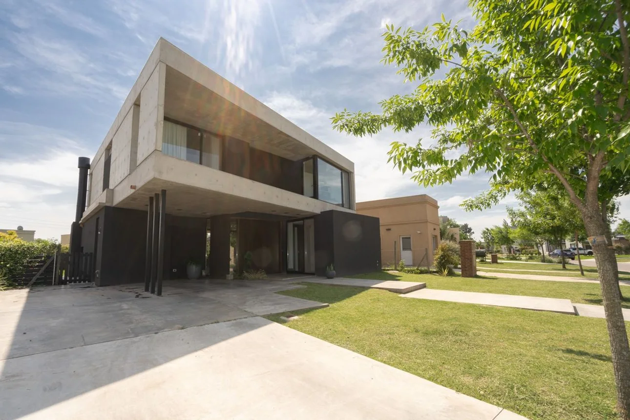 Casa en venta en Pilar, foto 4