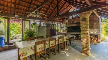 Venta Casa de 3 dormitorios y piscina en Atlantida