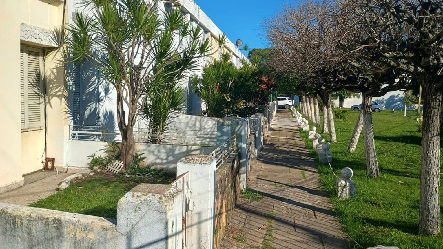 Casa dúplex en venta en Valentín Alsina