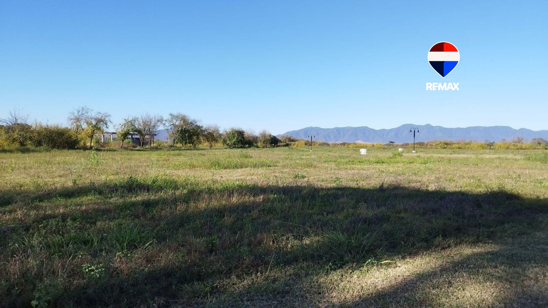 VENTA TERRENO EL AYBAL ZONA AEROPUERTO - foto 1