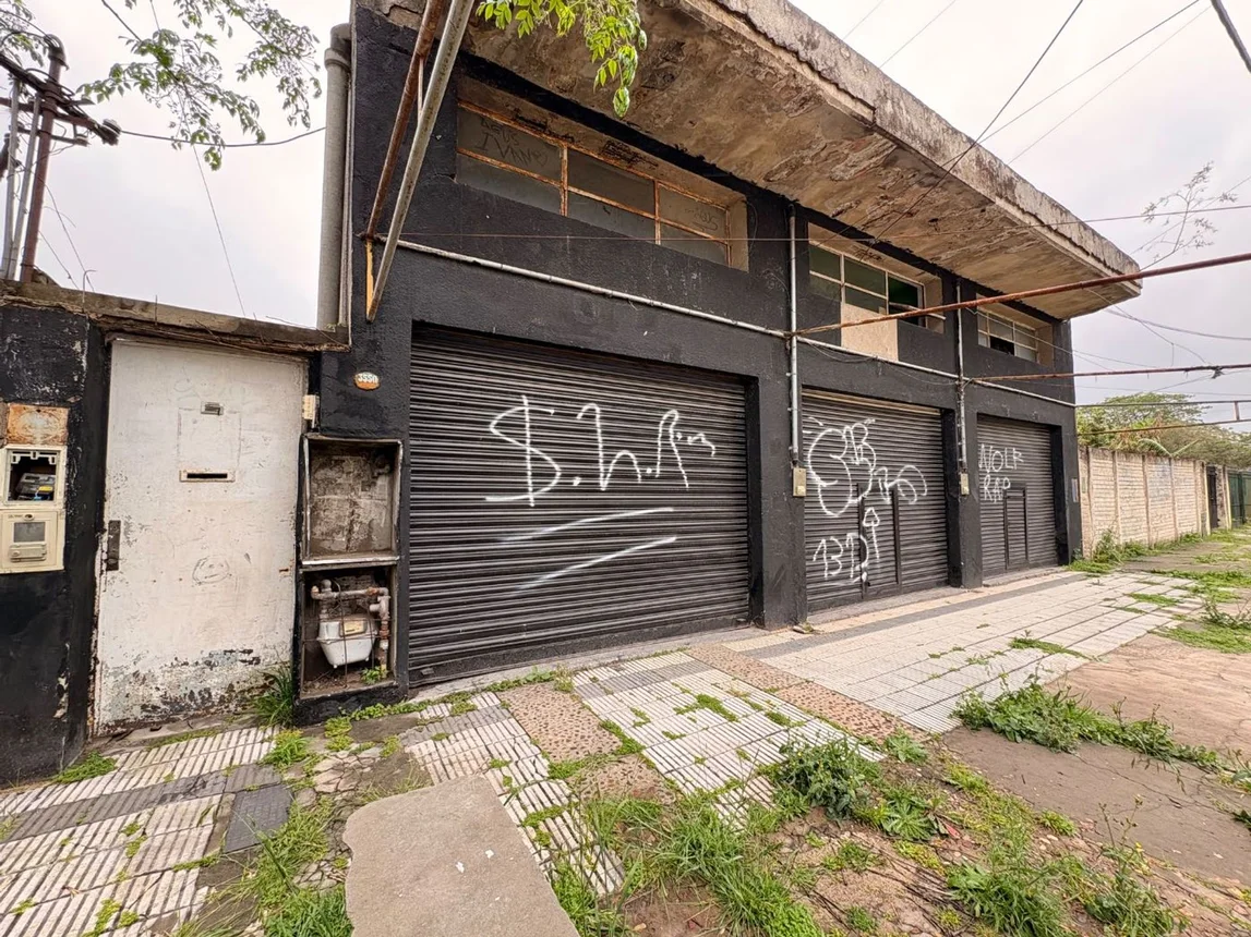 Casa de 4 ambientes en venta en Rafael Calzada, Dardo Rocha 3500