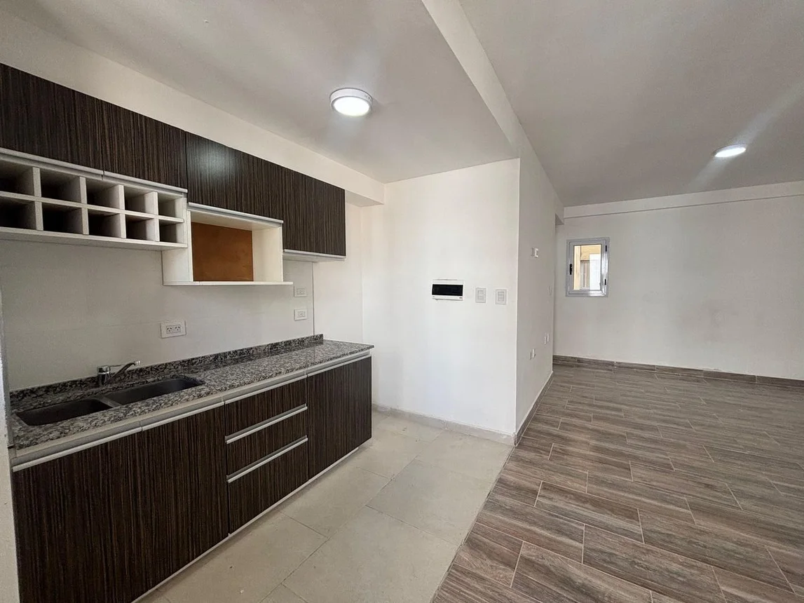 Monoambiente en venta en Lanús Oeste, Aristóbulo del Valle 100, foto 2