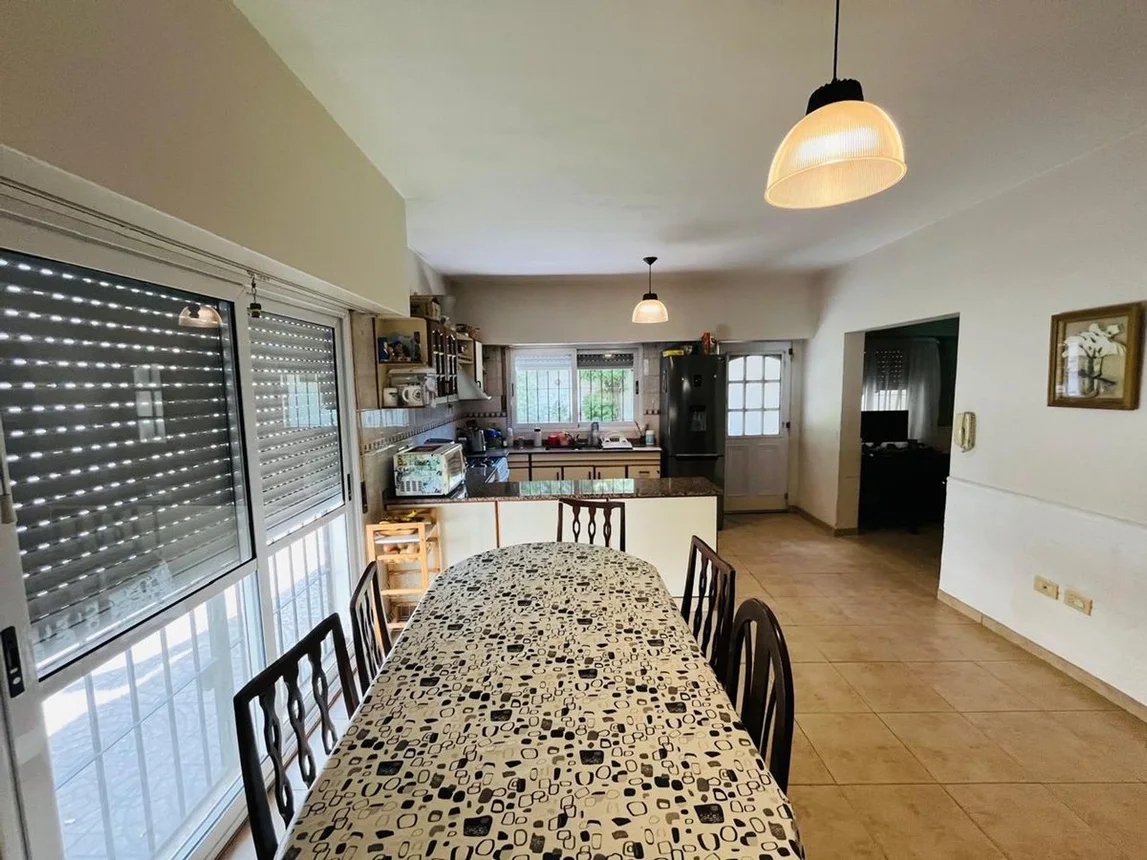 Casa de 5 ambientes en venta en José Mármol, Granville 400, foto 4