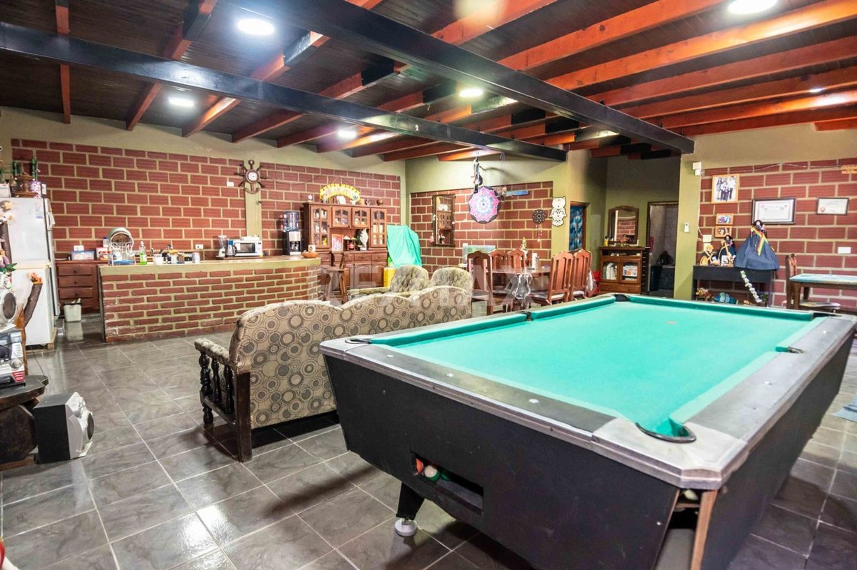 CASA VENTA O PERMUTA B° SAN VICENTE CERRILLOS - foto 3
