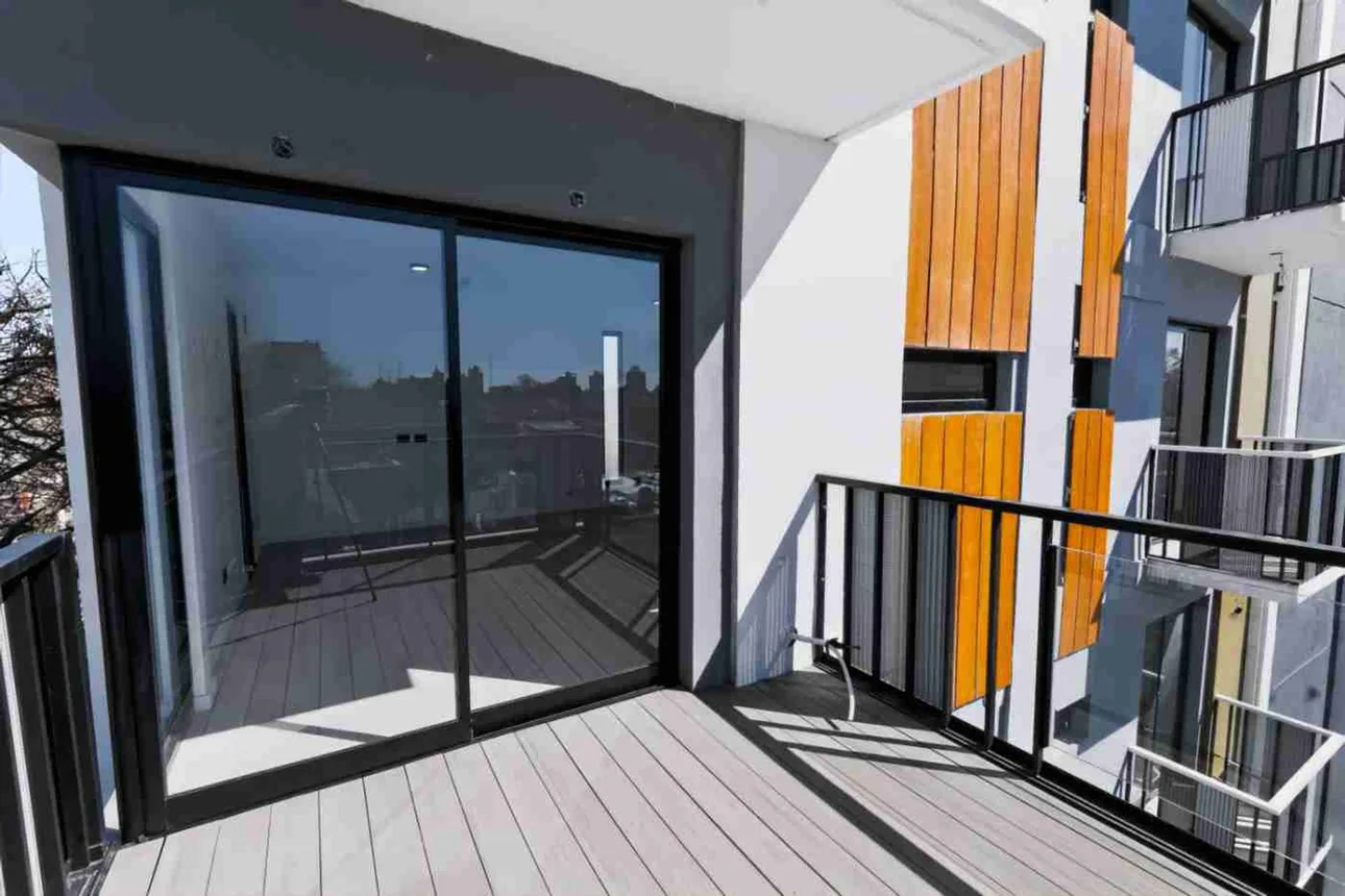 Depto 2 ambientes doble balcon con cochera quilmes, foto 5