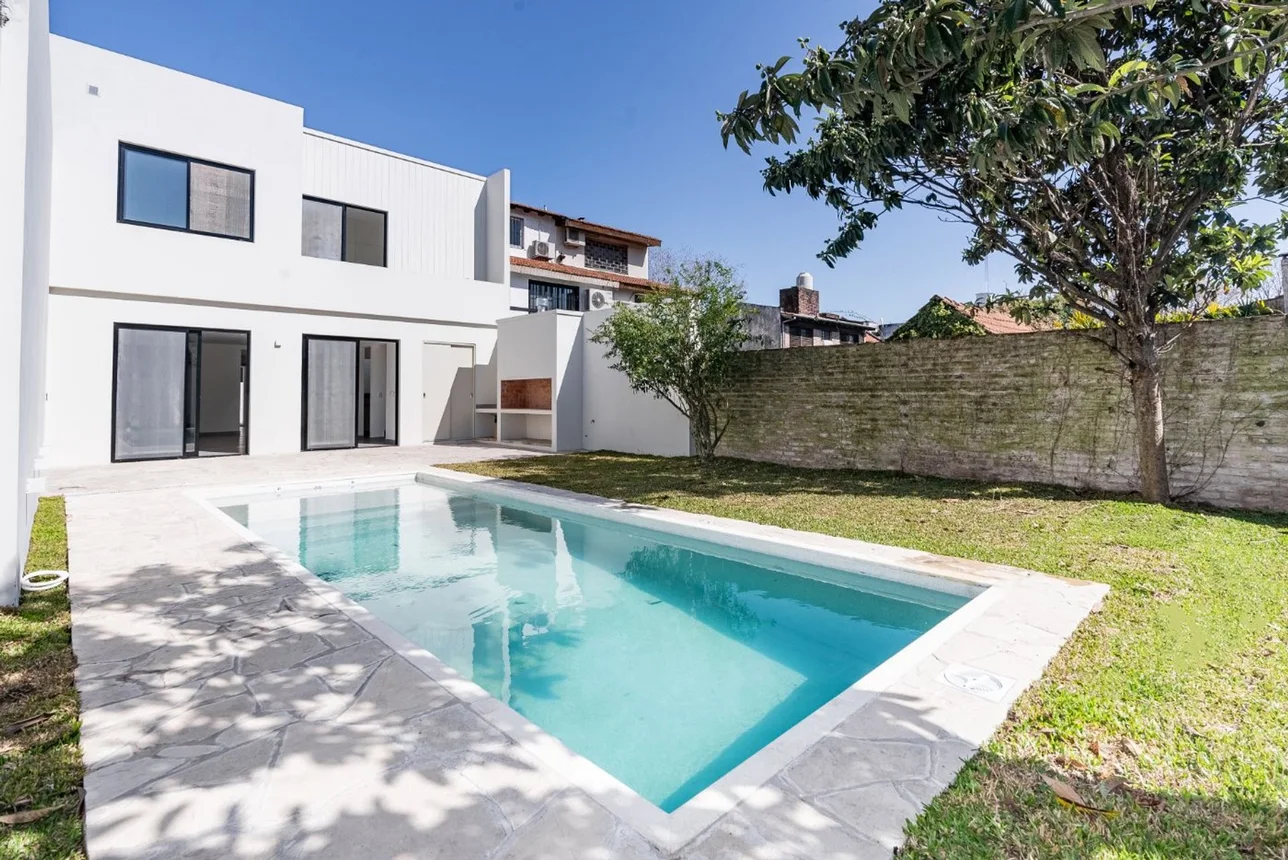 Casa de 5 ambientes en venta en San Isidro, Neuquén 600